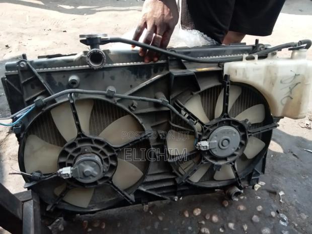 Voxy/Noah Radiator - main view