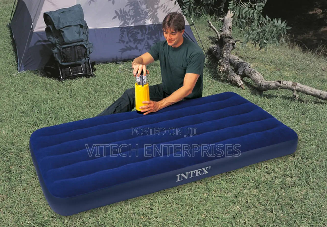 Inflatable Mattress 4*6 With -a Free Pump