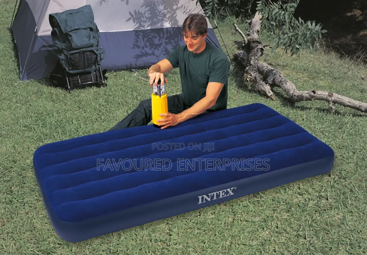 Inflatable Mattress 4*6 With -a Free Pump