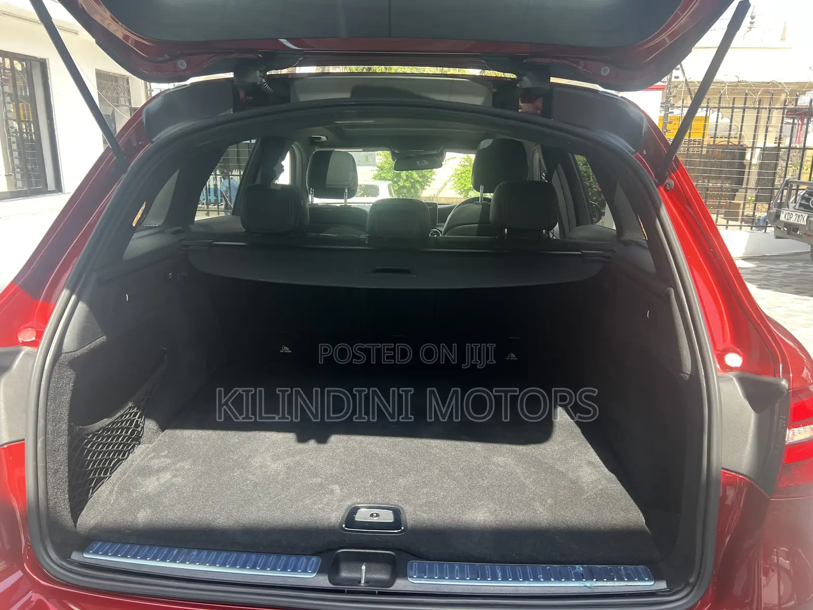 Mercedes-Benz GLC-Class 2018 Red