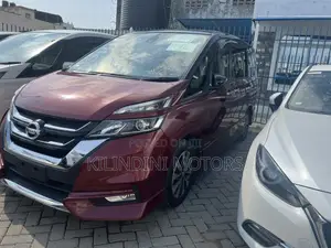 Nissan Serena 2017 Brown