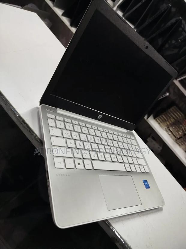 Laptop HP Stream 11 4GB Intel Celeron SSD 72GB - main view