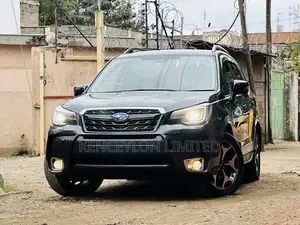 Subaru Forester 2017 Gray