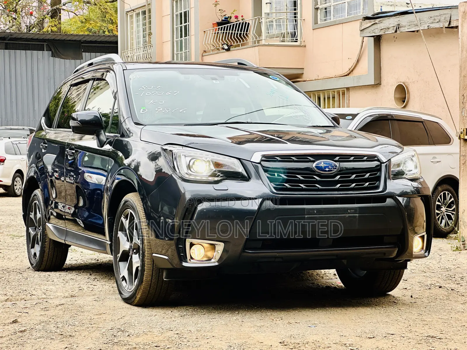 Subaru Forester 2017 Gray