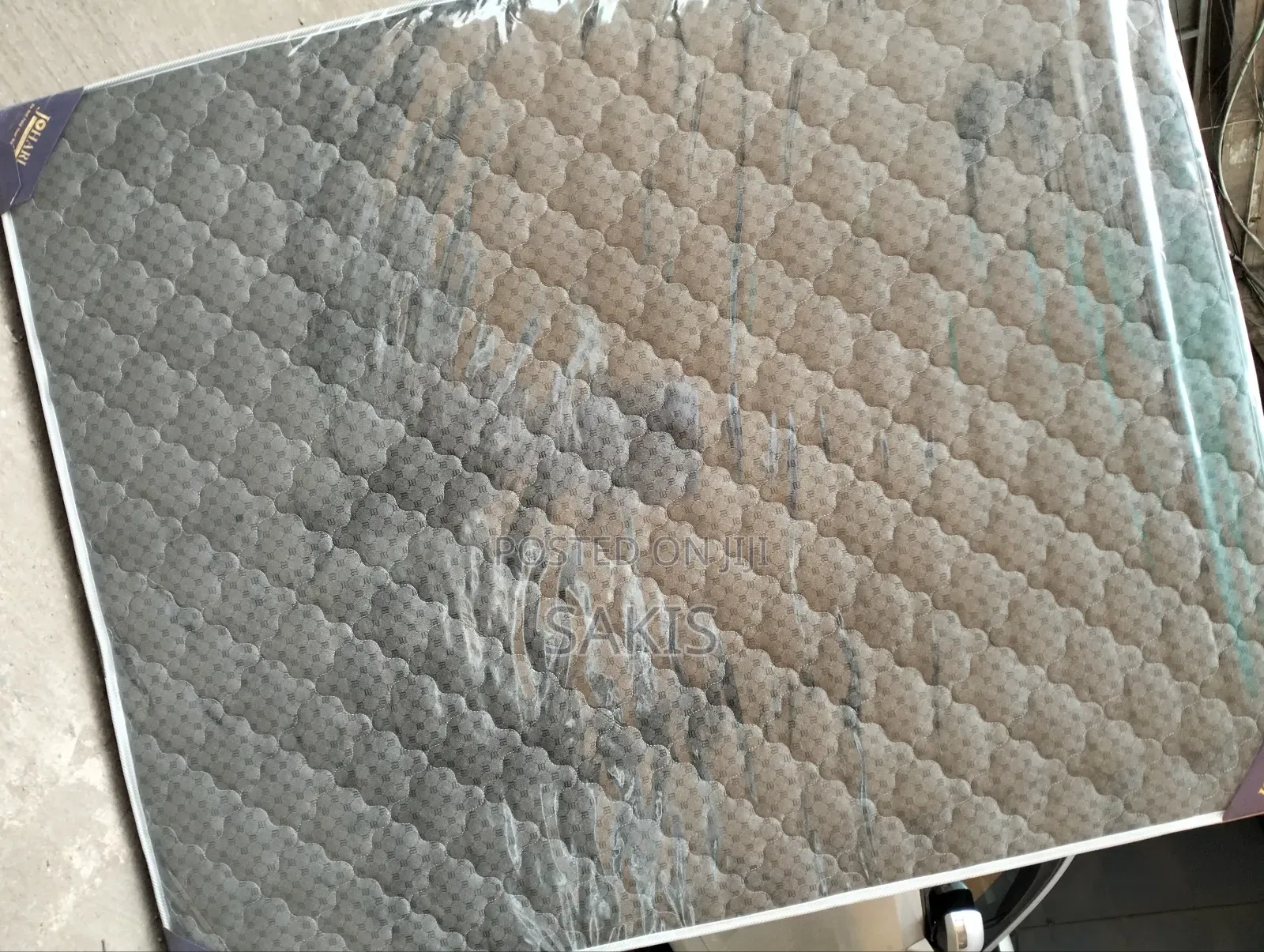 Vitu Real! 5 X 6 Johari Fibre HD Quilted Mattresses. Tulete?