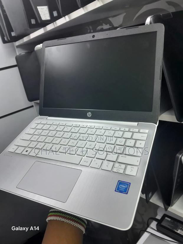 Laptop HP Stream Laptop 4GB Intel Celeron SSD 60GB - thumbnail 3