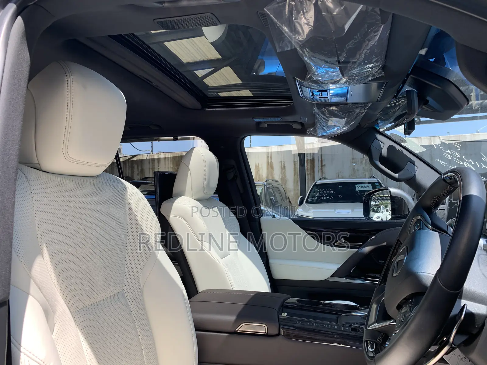 Lexus LX 2023 Green
