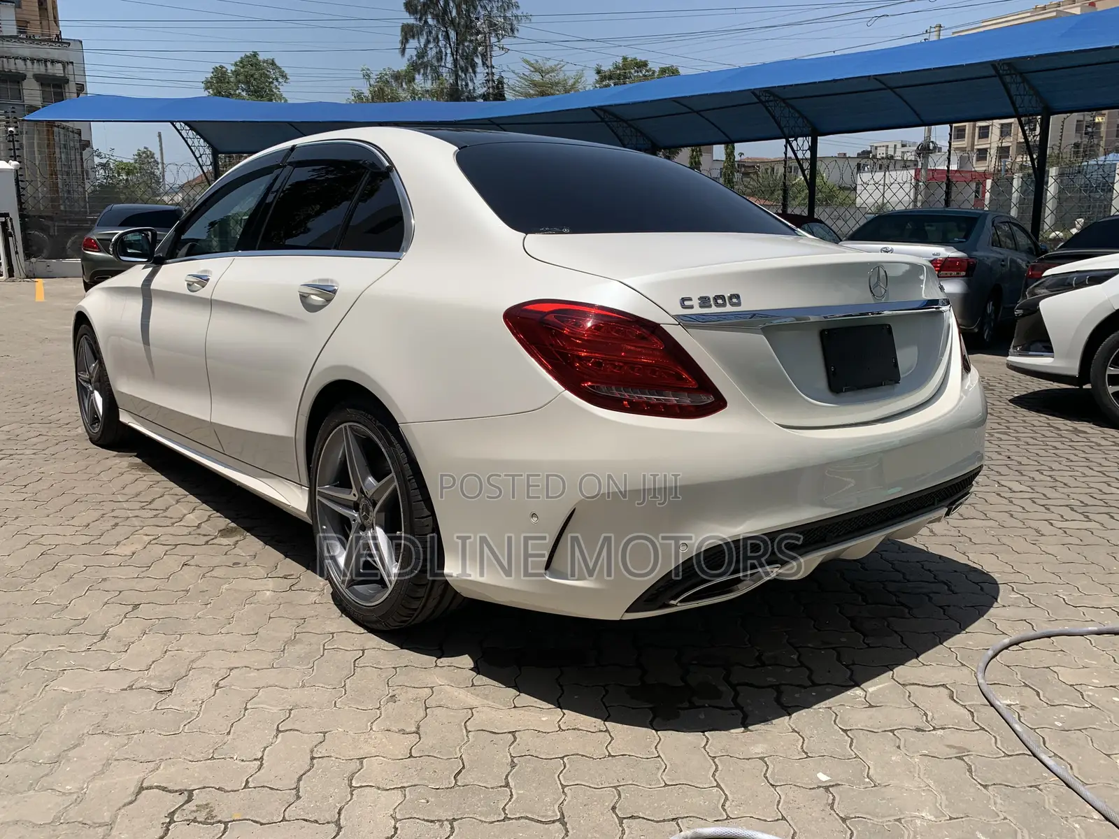 Mercedes-Benz C200 2018 Pearl
