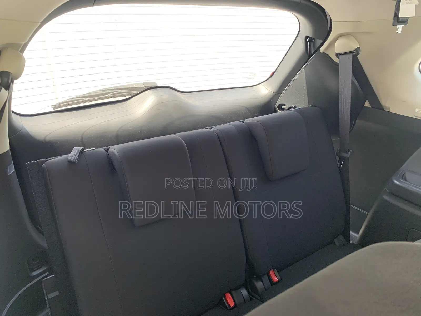 Mitsubishi Outlander ES FWD 2017 White