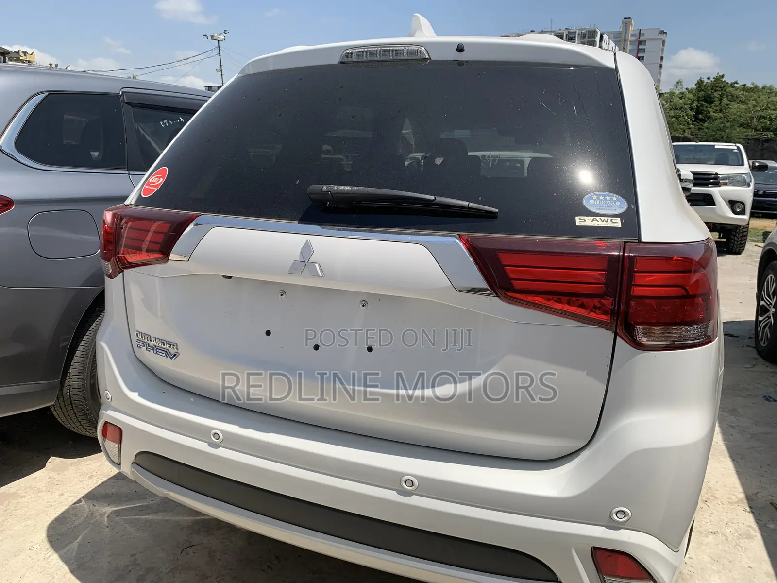 Mitsubishi Outlander 2.4 PHEV AWD 2017 Off white