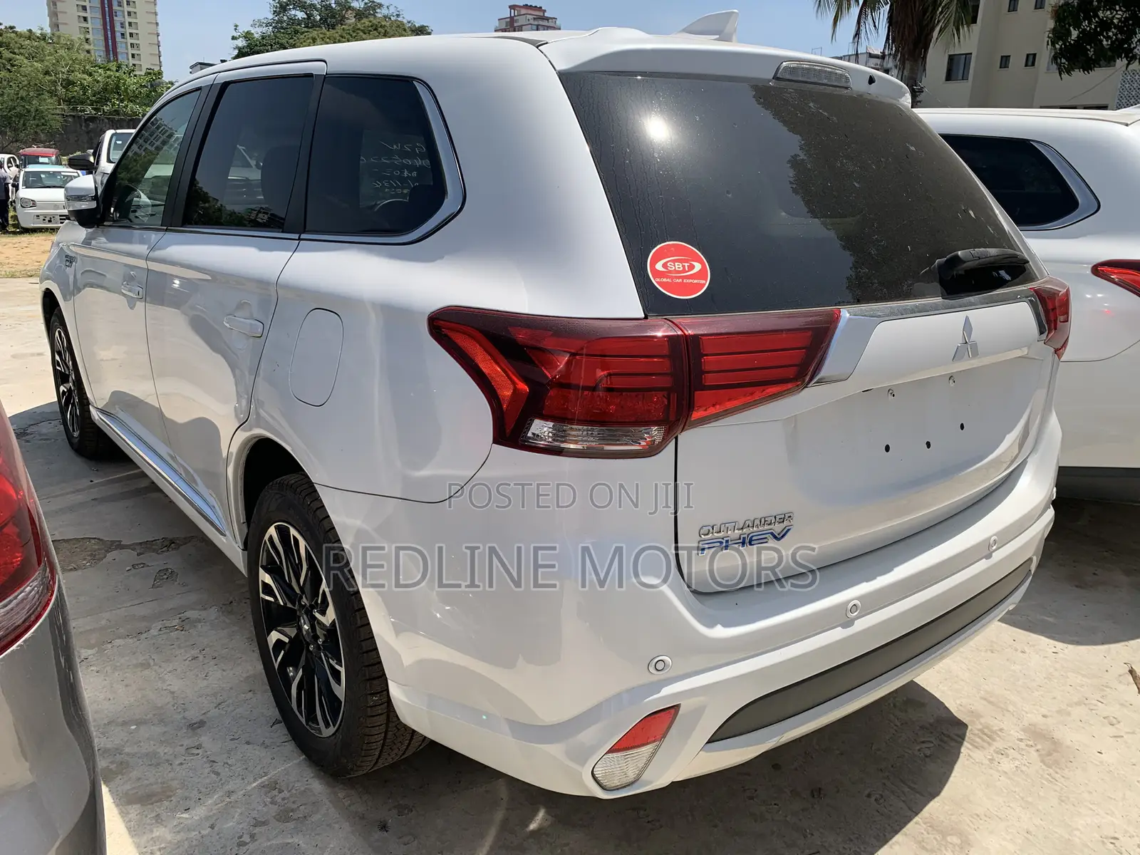 Mitsubishi Outlander 2.4 PHEV AWD 2017 Off white
