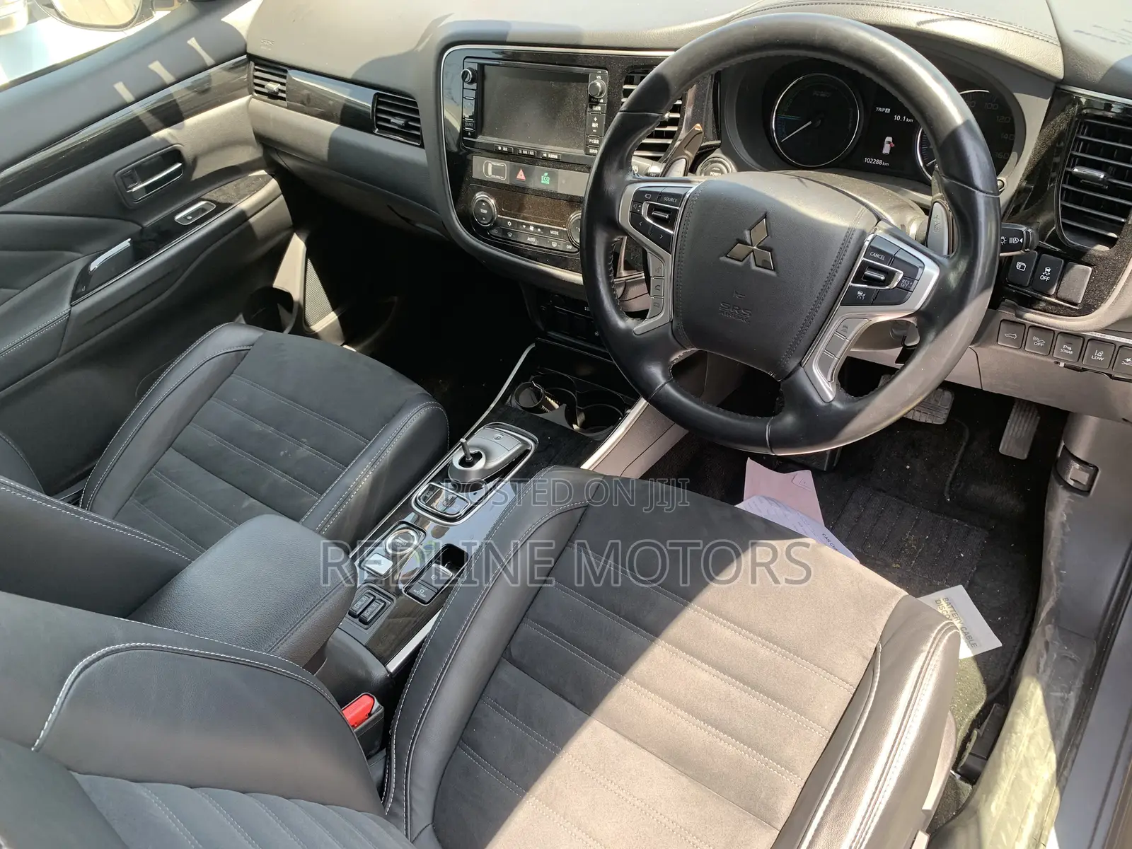 Mitsubishi Outlander 2.4 PHEV AWD 2017 Silver
