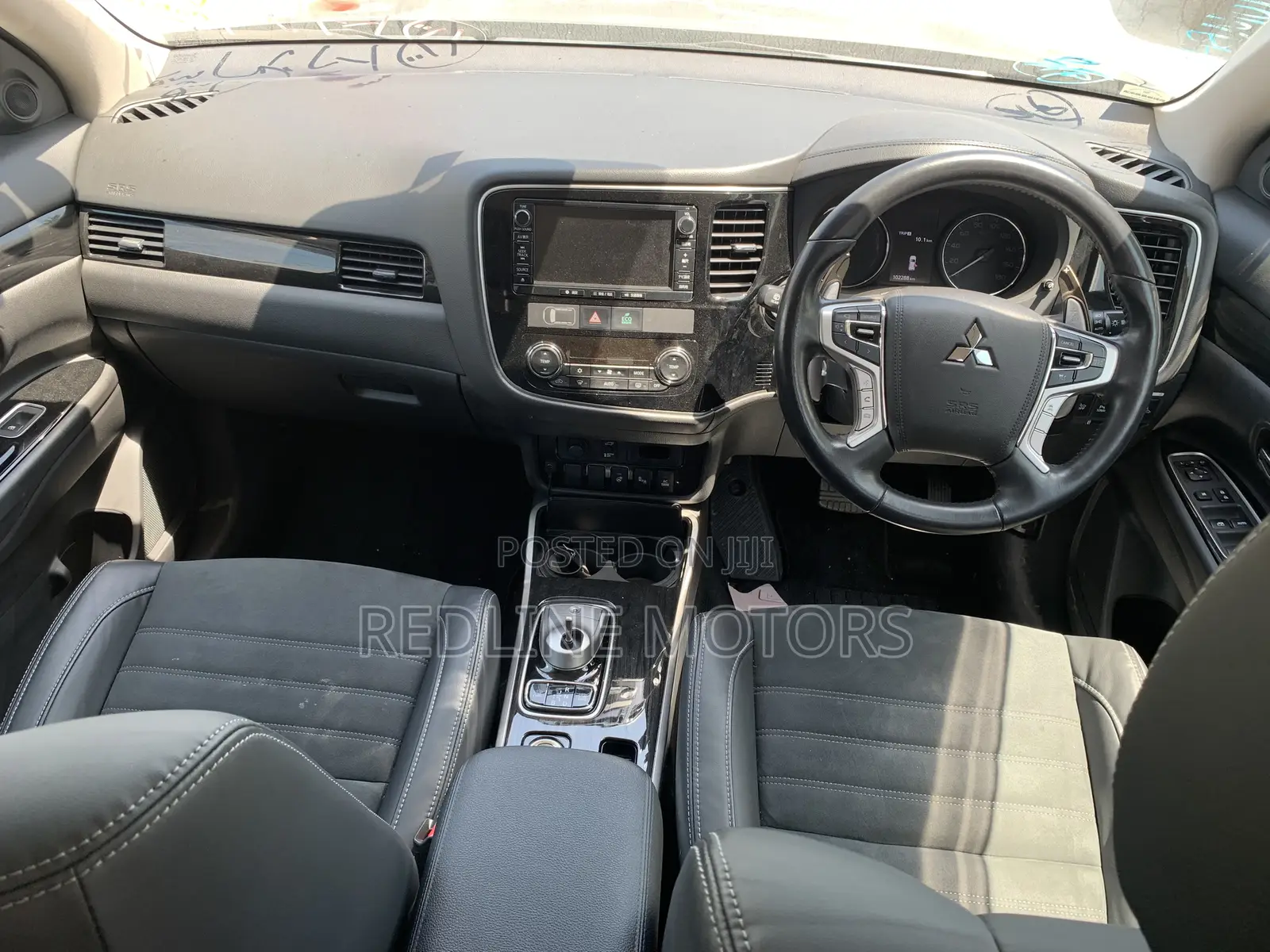 Mitsubishi Outlander 2.4 PHEV AWD 2017 Silver