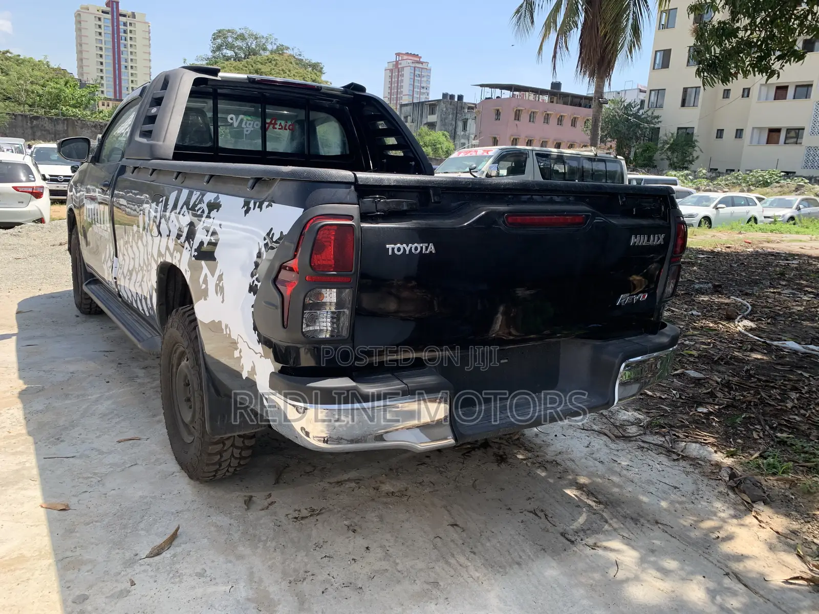 Toyota Hilux 2017 Black