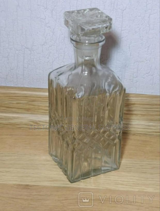 1L Whisky Decanter/Wine Cork - thumbnail 3