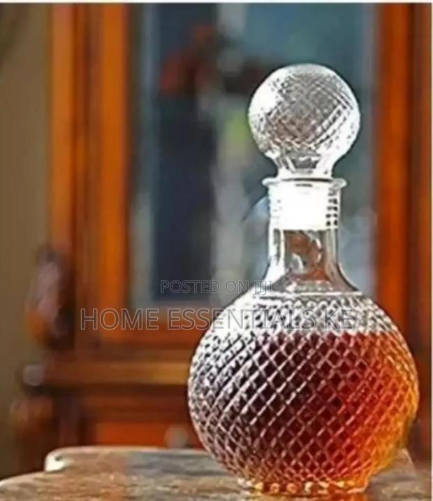 Wine /Whiskey Decanters 1L