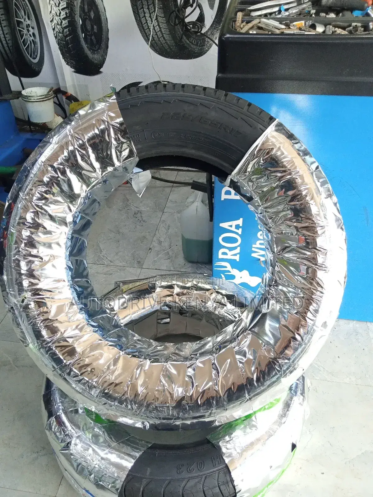 225/65r17 Petromax All-Terrain Tire