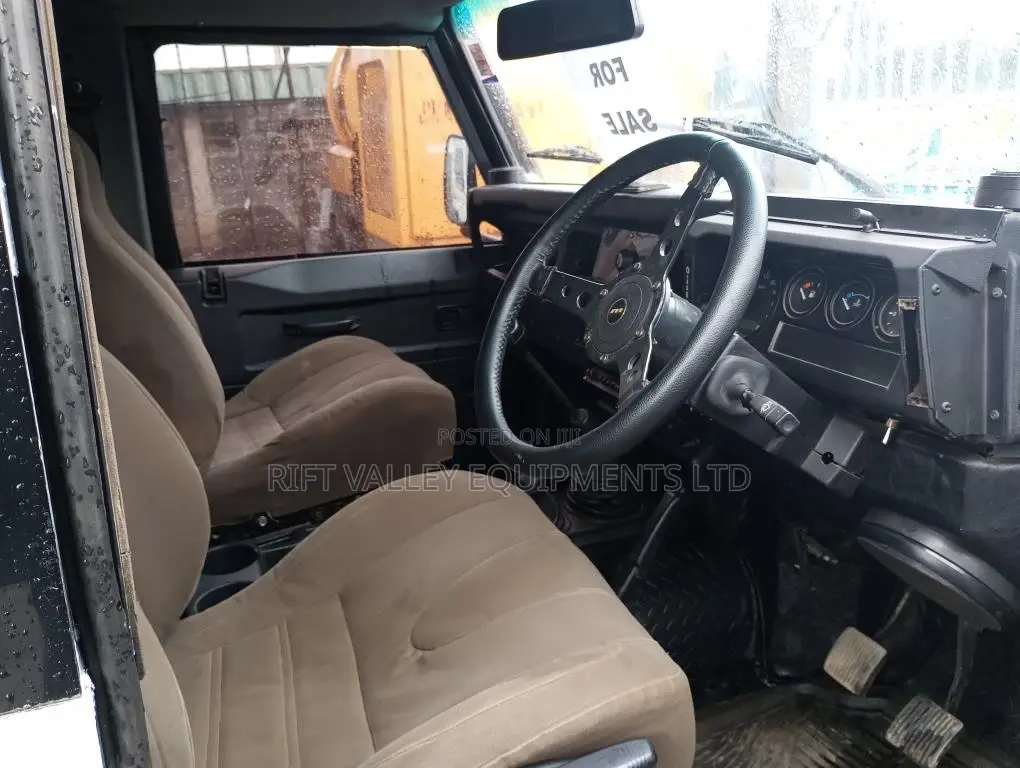 Land Rover Defender 1987 Black