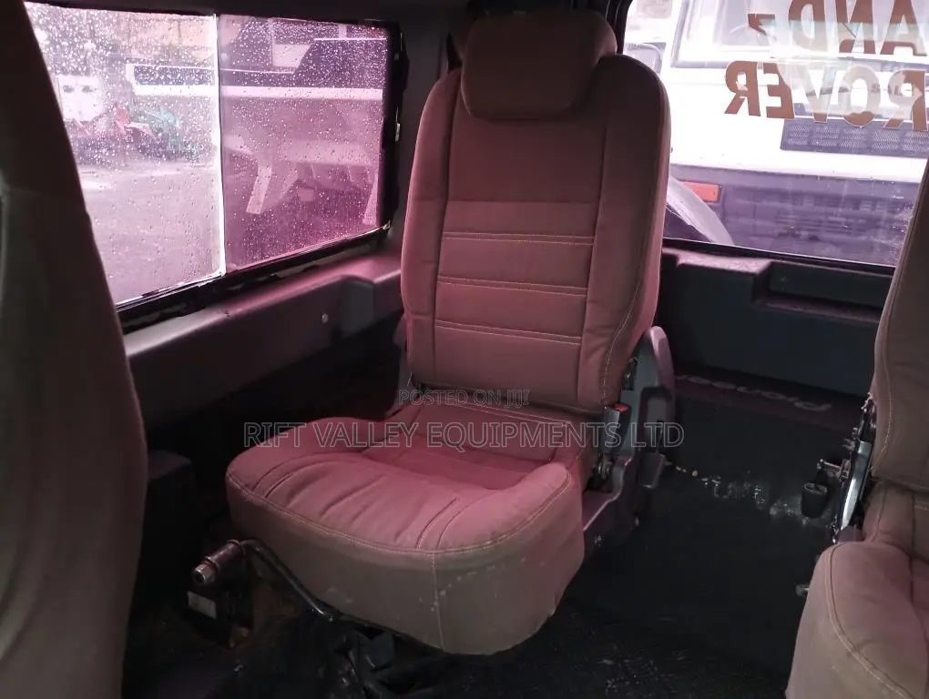 Land Rover Defender 1987 Black
