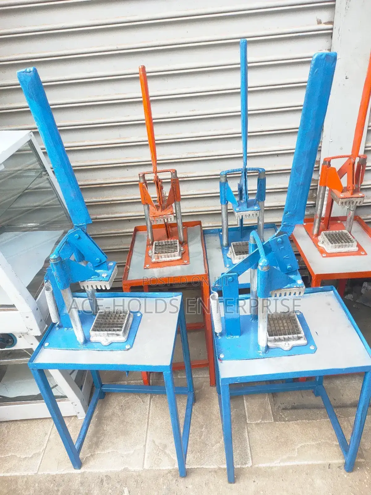 Metallic Chips Cutter or Commercial Chip Cutter