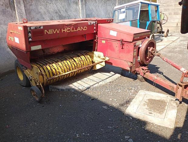 New Holland 376 Baler - thumbnail 6