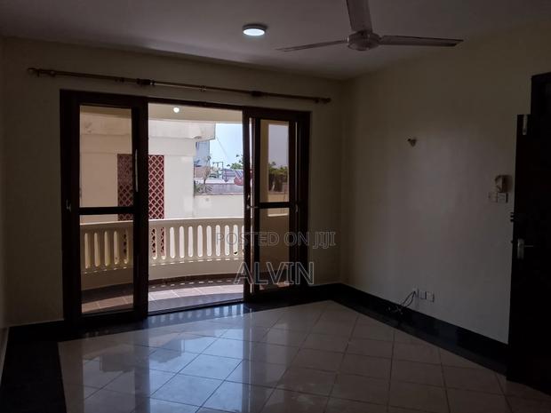 3bdrm Apartment in Kizingo for rent - thumbnail 8