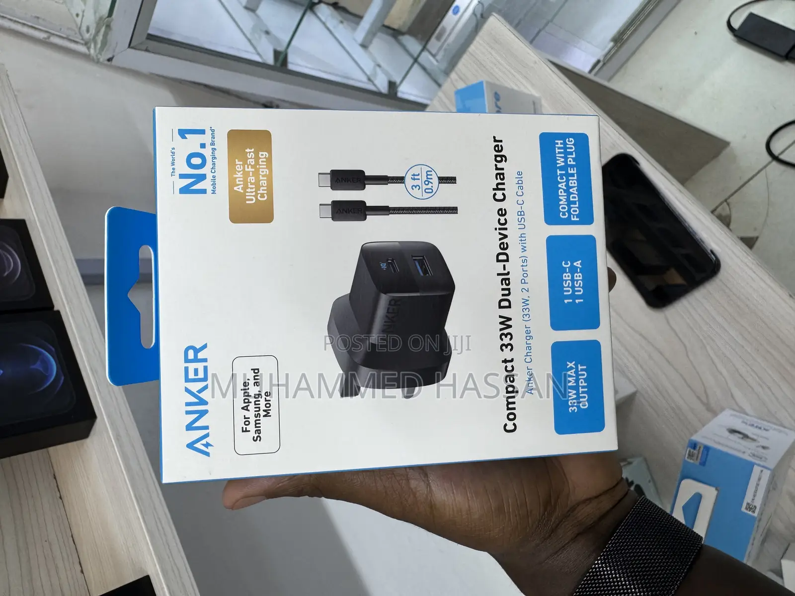 Compact 33W Dual Device Charger