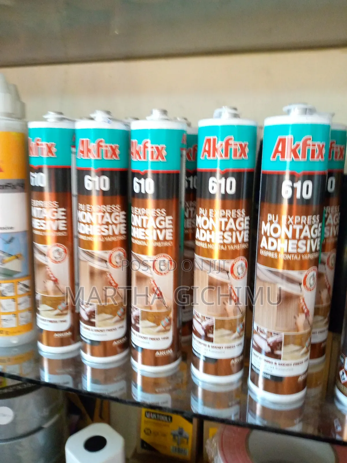Adhesive Glue Akfix 610.