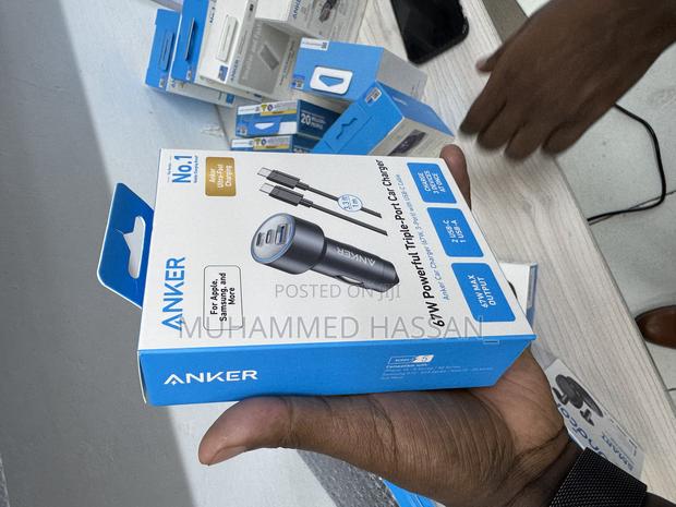 Anker 67W Powerful Triple Port Car Charger - thumbnail 2