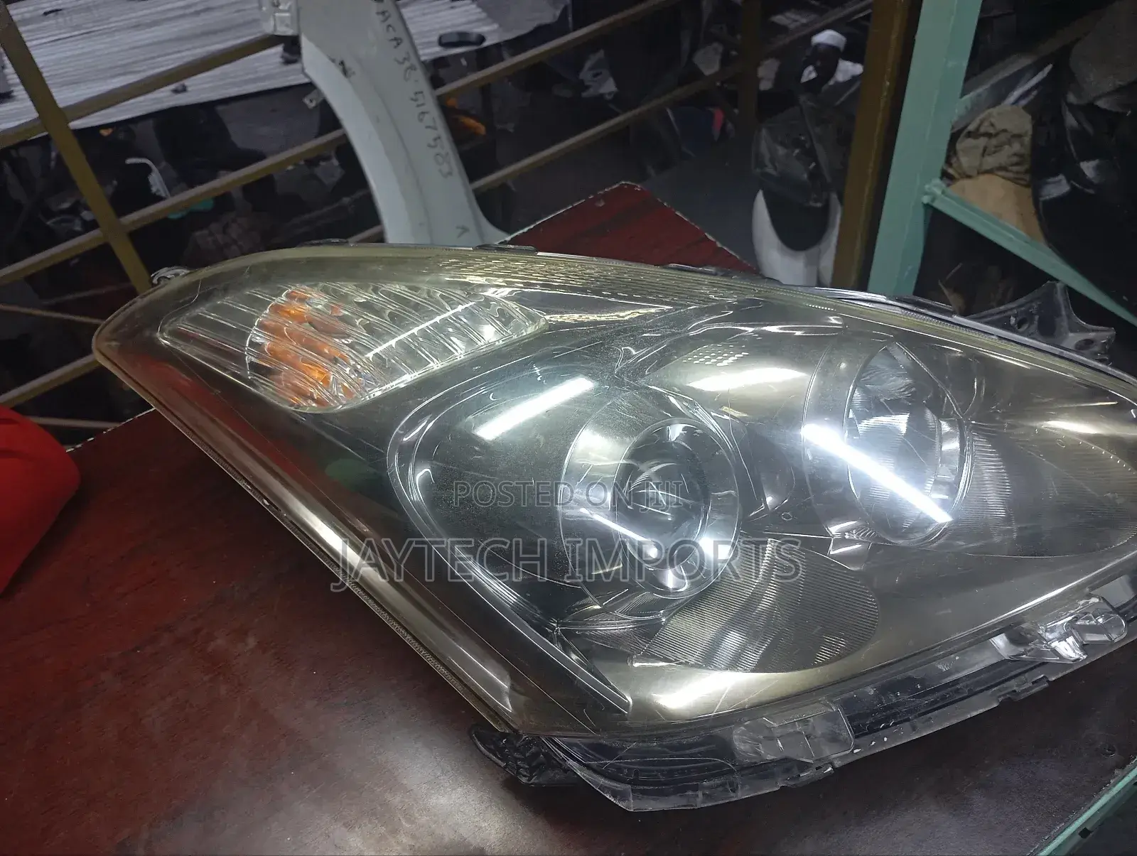 Wish 2005 Headlight