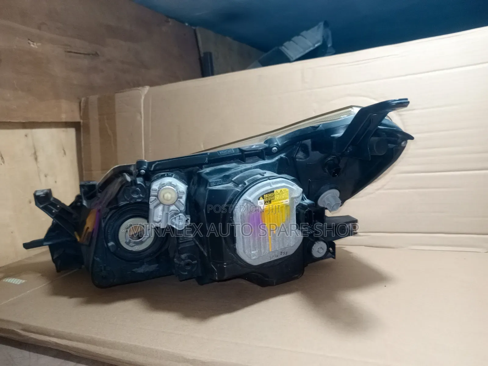 Markx 2013 Model Zenon RHS Headlight Complete With Comp+Bulb