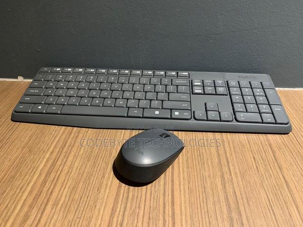 Logitech MK235 Wireless Keyboard and Mouse MK235 Combo - thumbnail 2