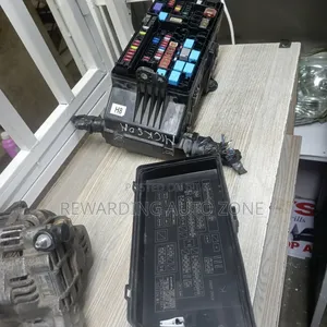 Prado 150 Fusebox.