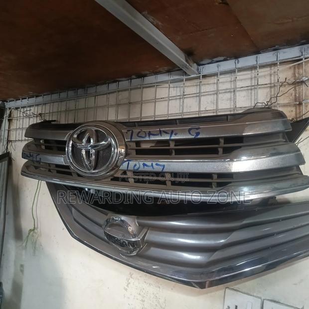 Toyota Hilux Levo Grille.