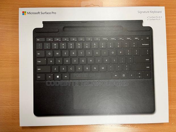 Microsoft Surface Pro 8/9 Signature Keyboard - main view