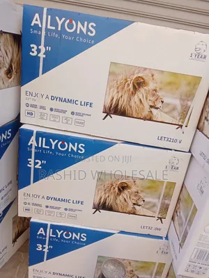 Ailoys 32 Smart Flameless TV.