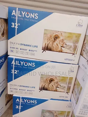 Ailoys 32 Smart Flameless TV.