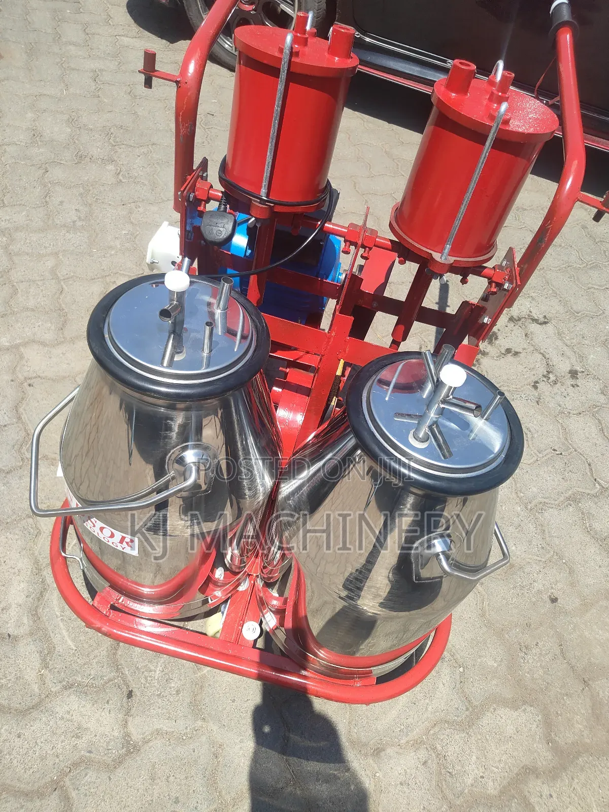 Double Cow  Milking Machine 