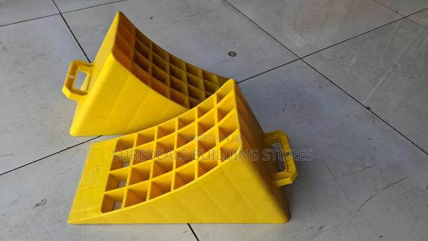 Truck Wheel Stopper
