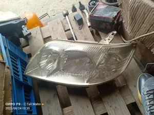 NZE 2005 Headlight Non Xenon