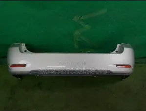 Rear Bumper/ Back Bumper Fielder 2005