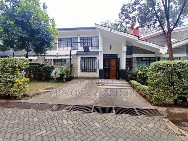 4bdrm Villa in Lavington for sale - main view