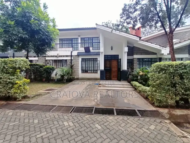 4bdrm Villa in Lavington for sale