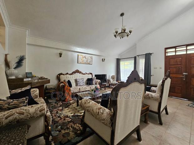 4bdrm Villa in Lavington for sale - thumbnail 7