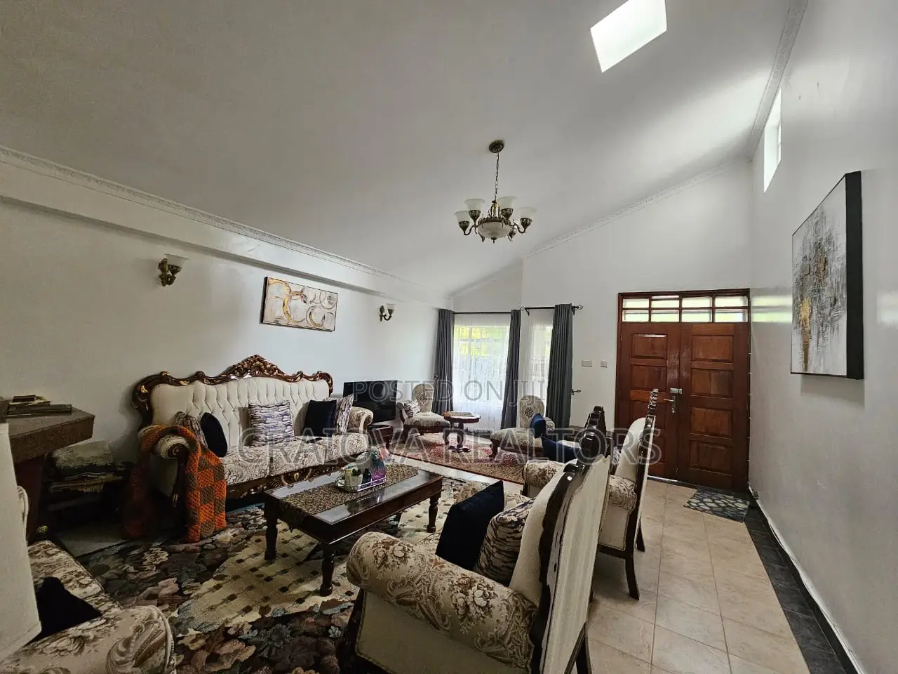 4bdrm Villa in Lavington for sale