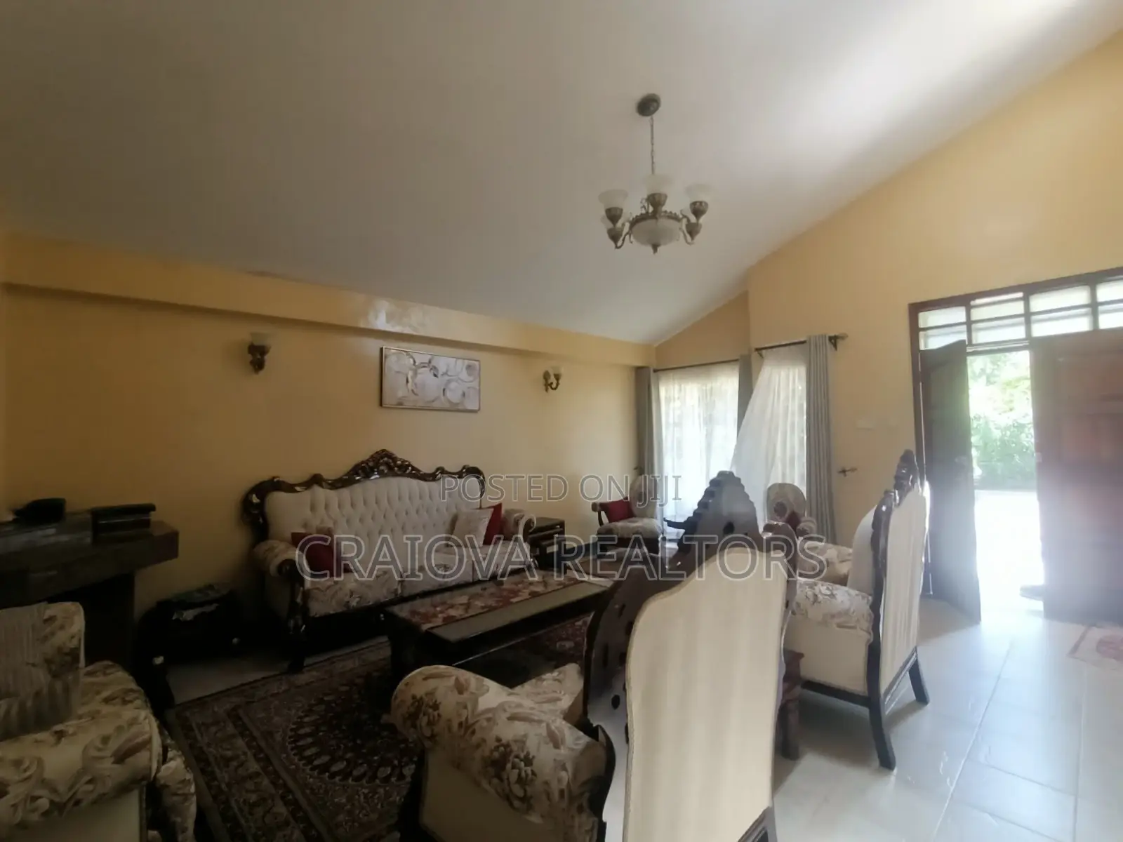4bdrm Villa in Lavington for sale