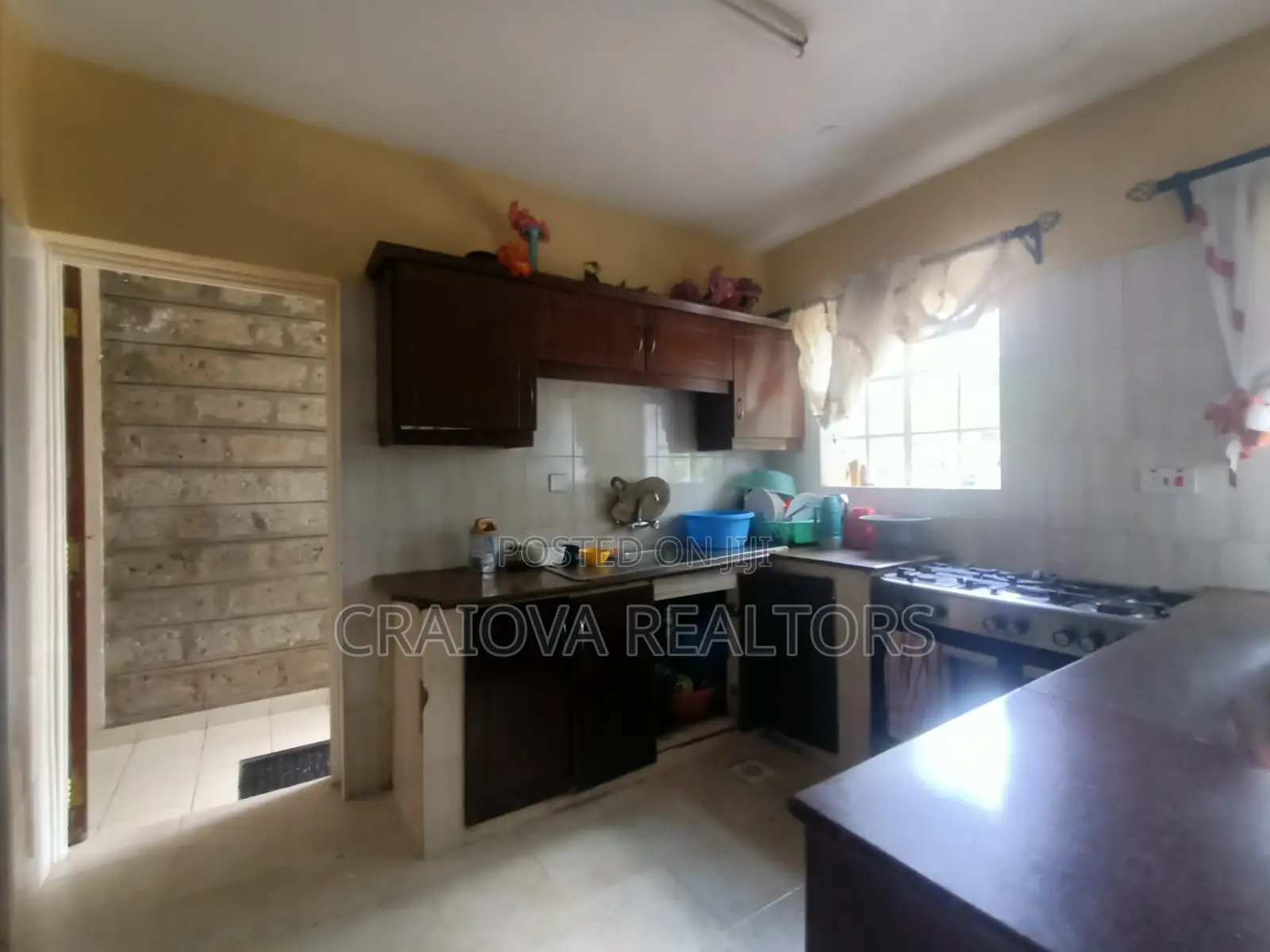 4bdrm Villa in Lavington for sale