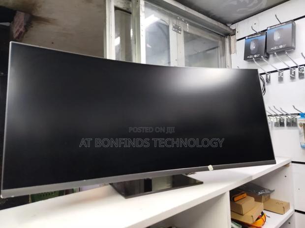 34 Inches Curved Monitor - thumbnail 4