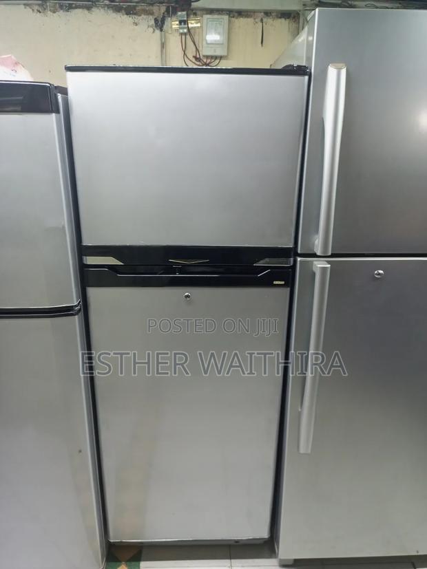 Interesting Refrigerator 300l - thumbnail 3