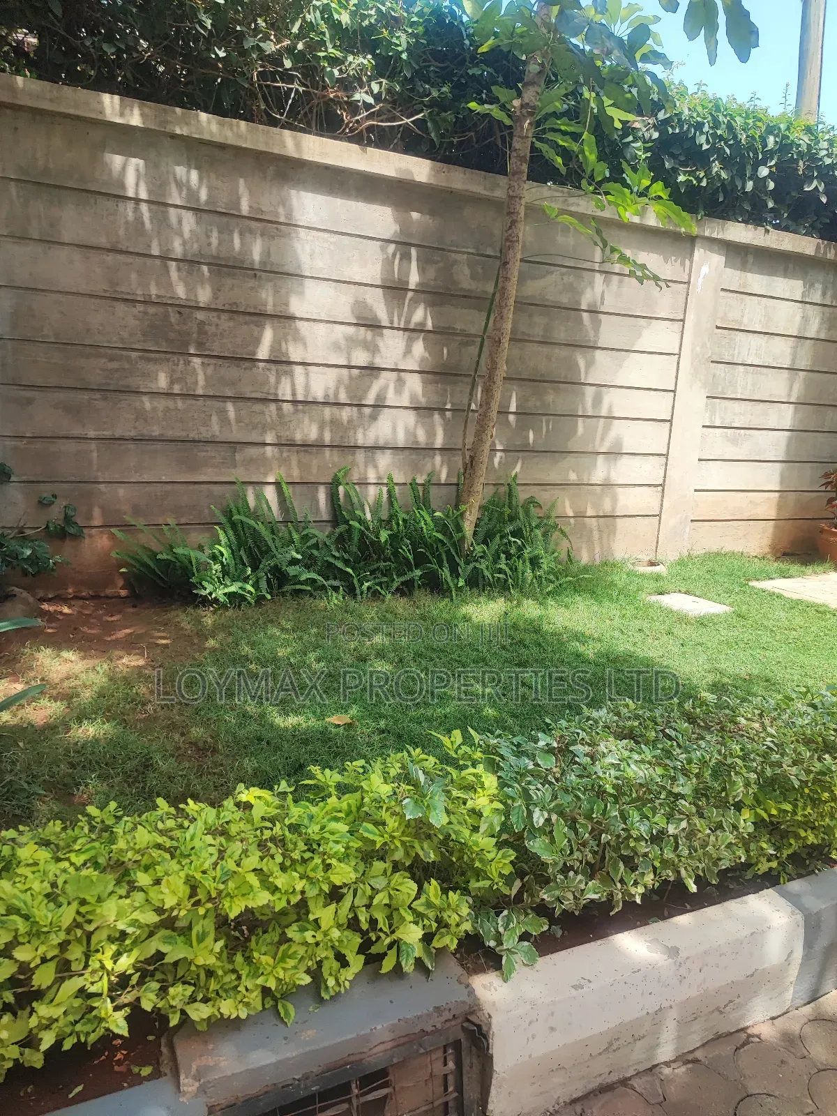 3bdrm in Clay City Estate for sale in Seasons Estate